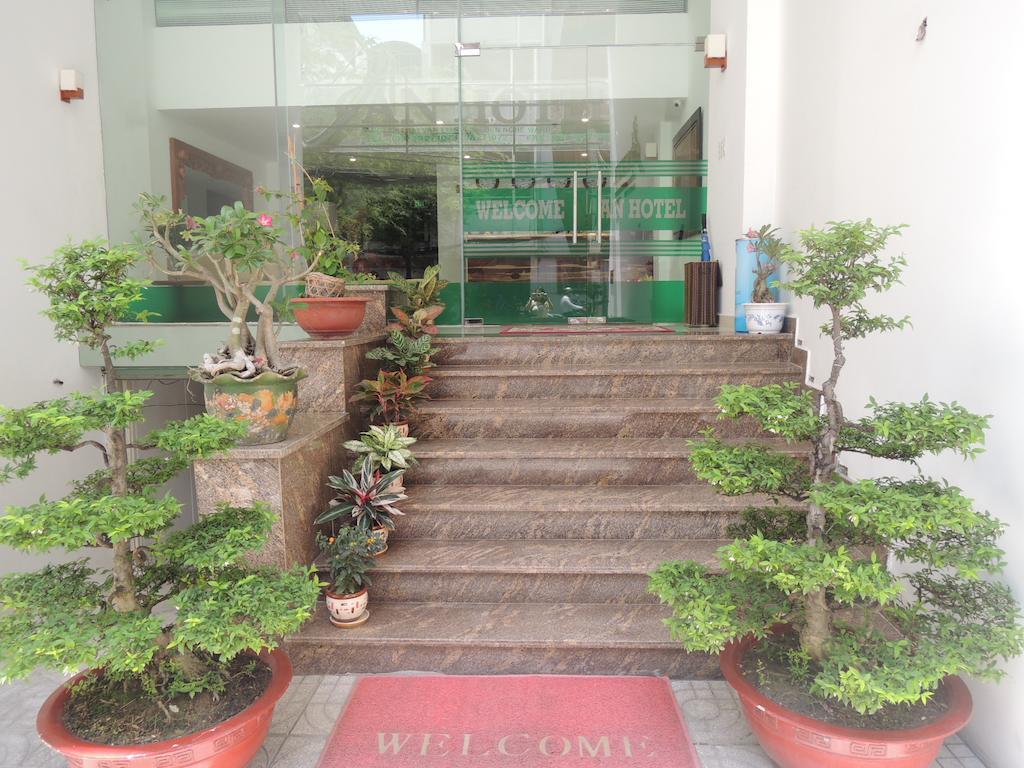 Khách sạn An *